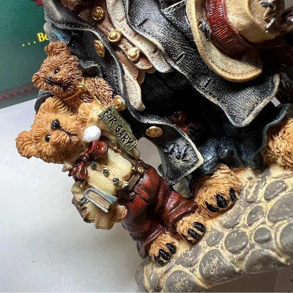 Boyds Bears & Friends Uncle Gus and Gary The Gift... Bear Figurine 1997 Boxed - Picture 2 of 9
